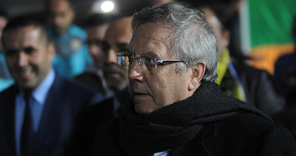 Aziz Yıldırım, Futbolcularla Görüşme Yaptı