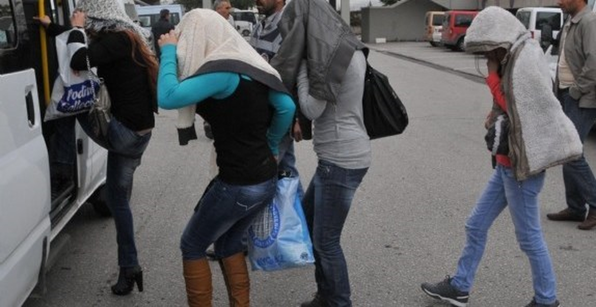 Bursa\'da Fuhuş Çetesi Operasyonunda 12 Tutuklama
