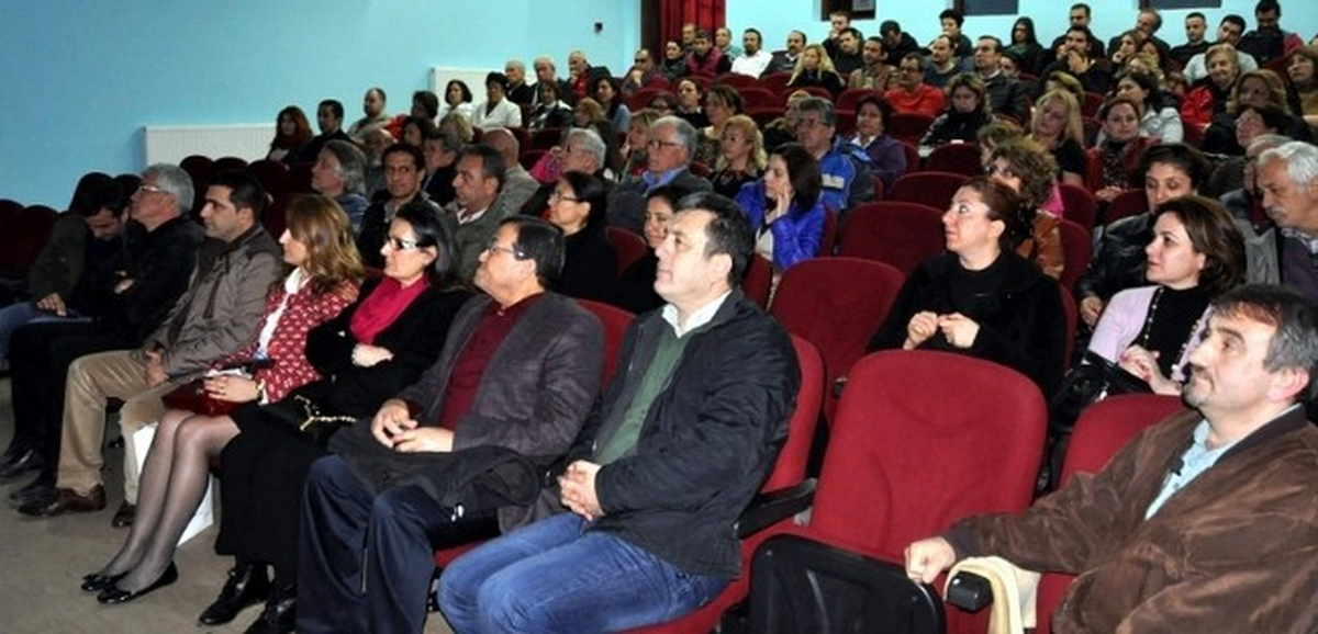 CHP Kuşadası Aday Adayı Günel KUFSAD\'ın Eğitimine Katıldı