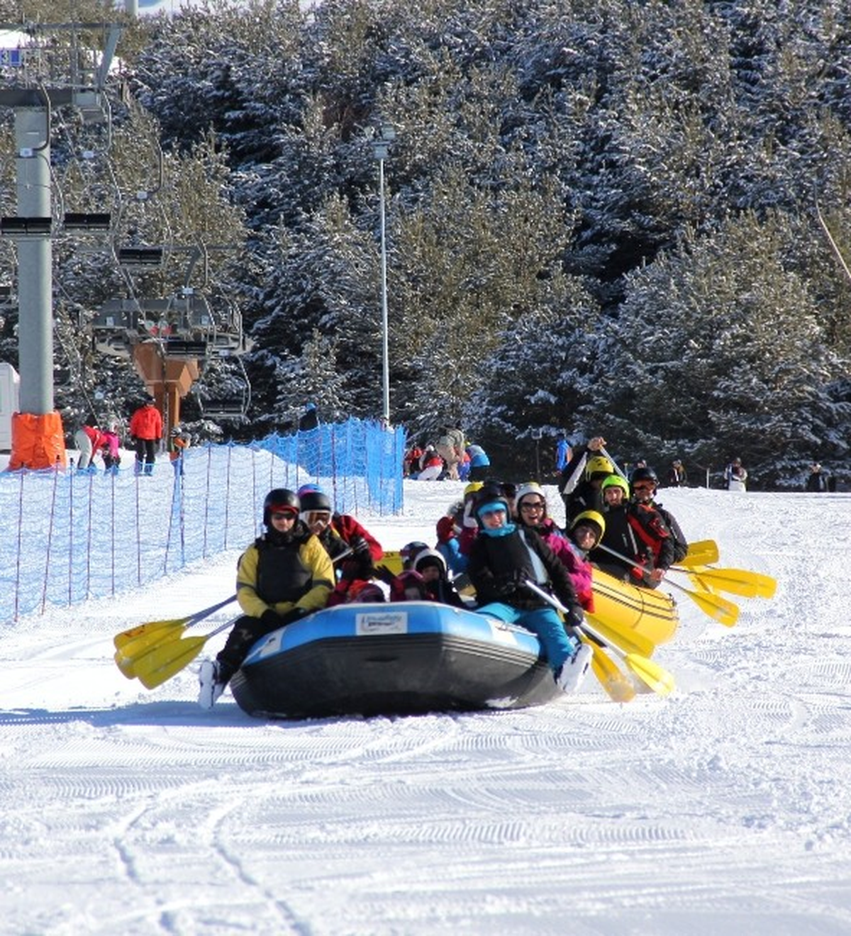 Erzurum\'da "Kar Raftingi"
