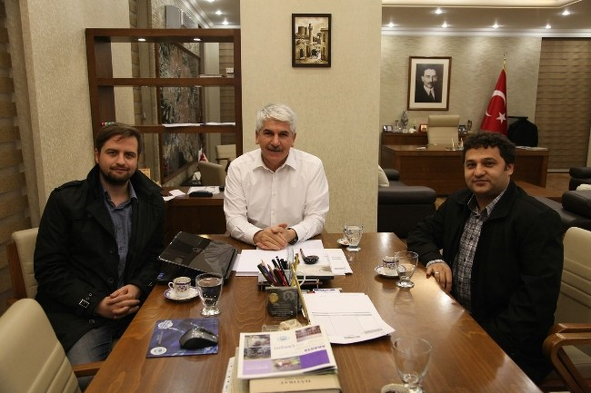 Film Yönetmeni Burak Varlık, Başkan Sakallı'yı Ziyaret Etti