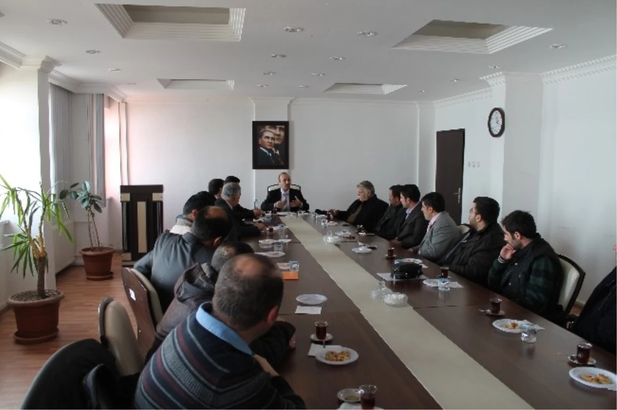 Kars\'ta Suni Tohumlama Bilgilendirme Toplantısı Yapıldı
