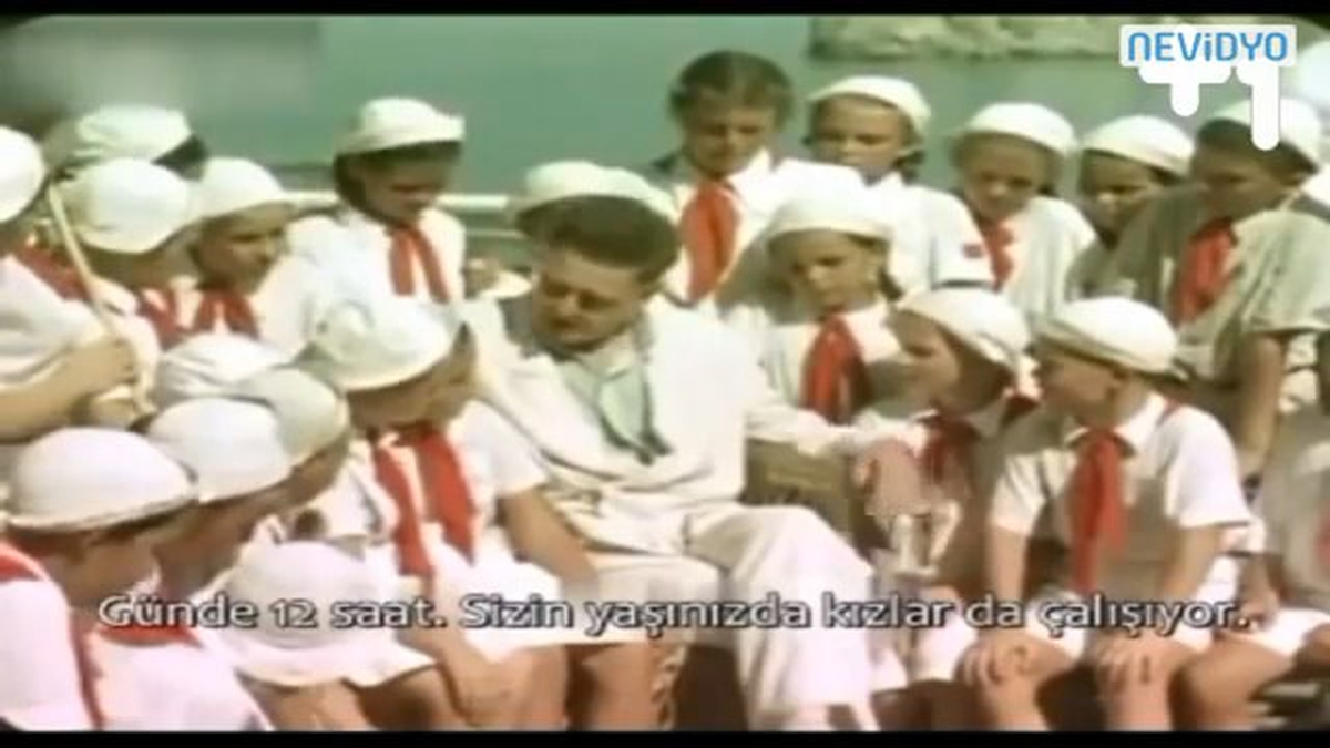 Nazım Hikmet\'in Renkli Görüntüleri Ortaya Çıktı