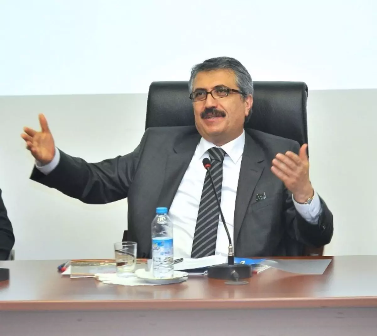 Osmaniye\'de Yatırımlara 229 Milyon 713 Bin TL Harcandı