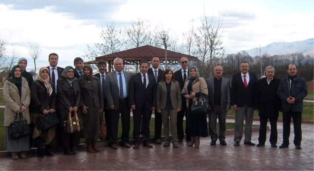 Sosyal Hizmet Uygulamalarının Tanıtım Bilgilendirme Toplantıları Düzenlenmeye Devam Ediyor