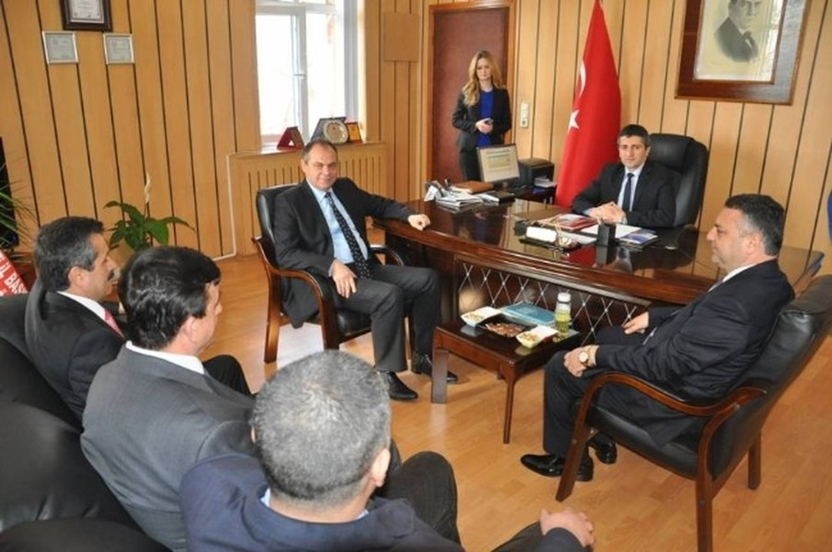 Tekirdağ Belediye Başkanı Dalgıç\'tan Gençlik Spor Müdürüne İadeyi Ziyaret