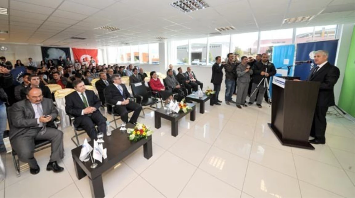 Vali Mehmet Ufuk Erden, "Günümüz Ulaşım ve İletişim Çağı"