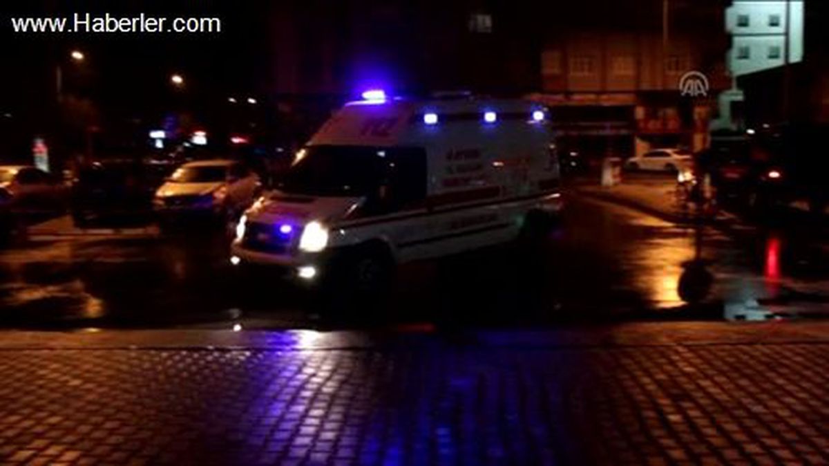 Yolcu Otobüsü Şarampole Devrildi