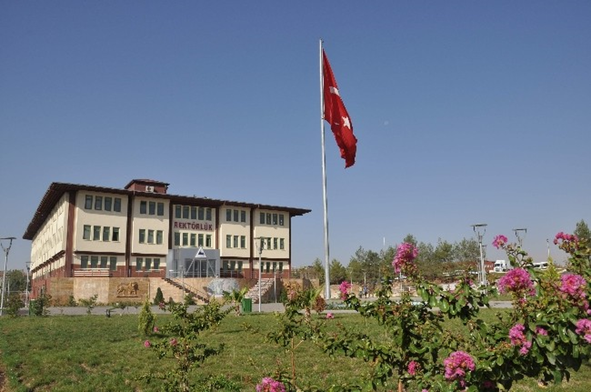 Adyü Rektörlüğü\'nden Bilimsel Yayınlara Destek