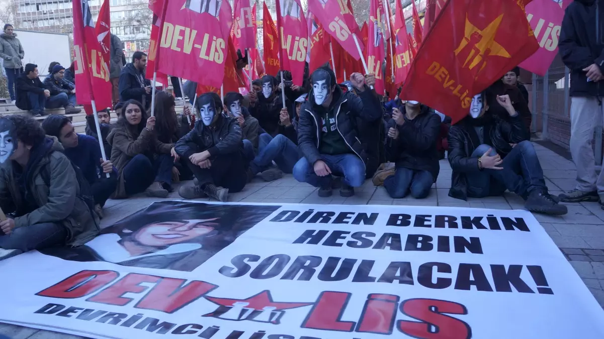 Ankara\'da Berkin Elvan Gösterisine Polis Müdahalesi