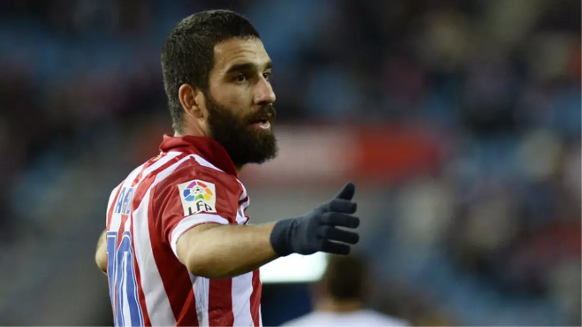 Arda Turan: Türk Futbolcuları Yurtdışına Çıkmalı