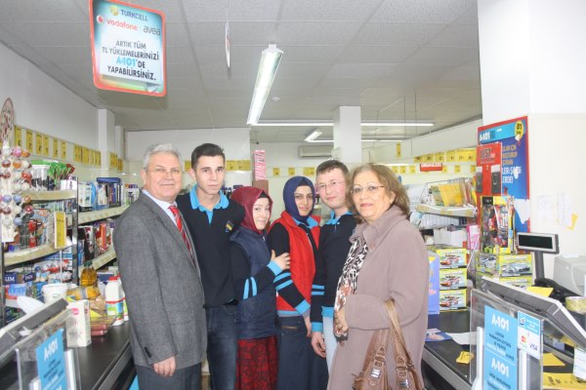 "Dünya Gebze\'de Ama Gebze Dünyada Yok"