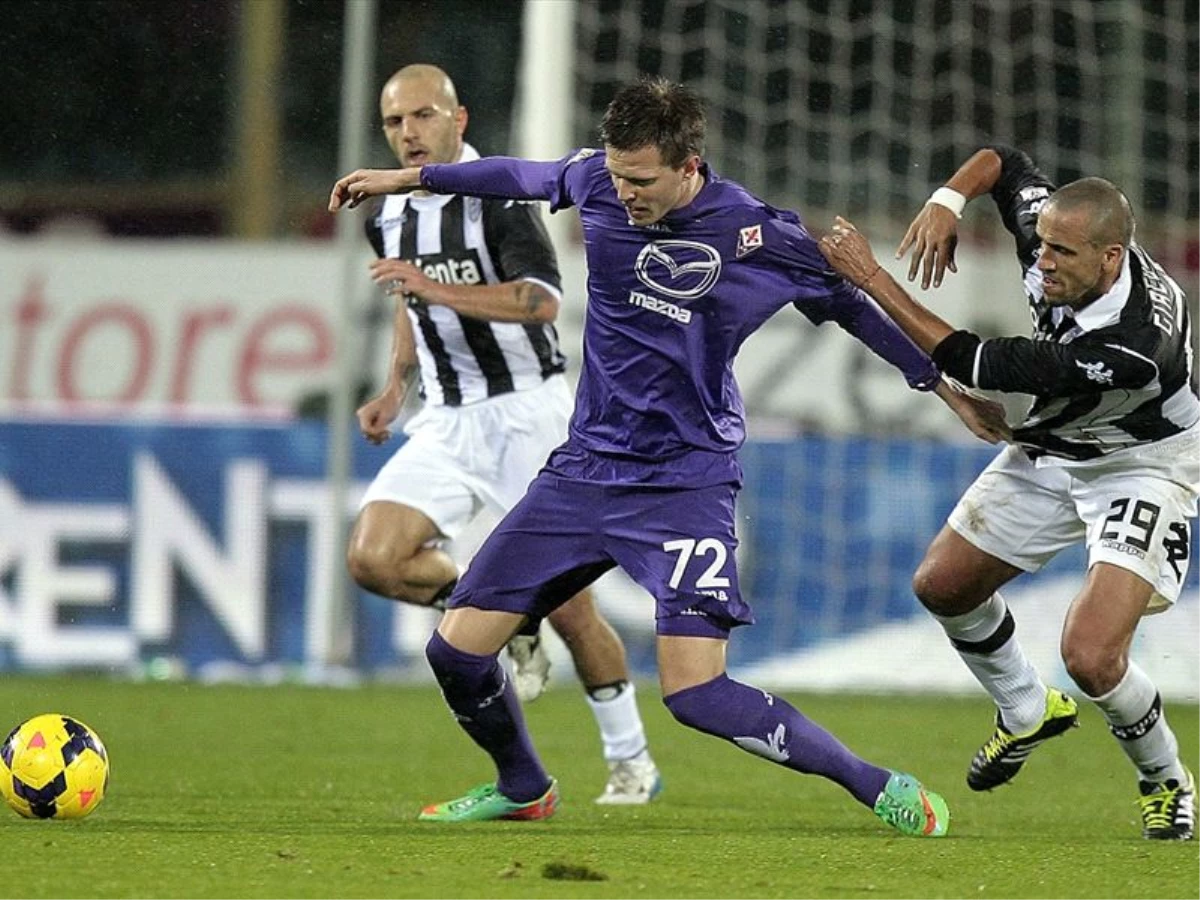 Fiorentina Kupada Yarı Finale Yükseldi: 2-1