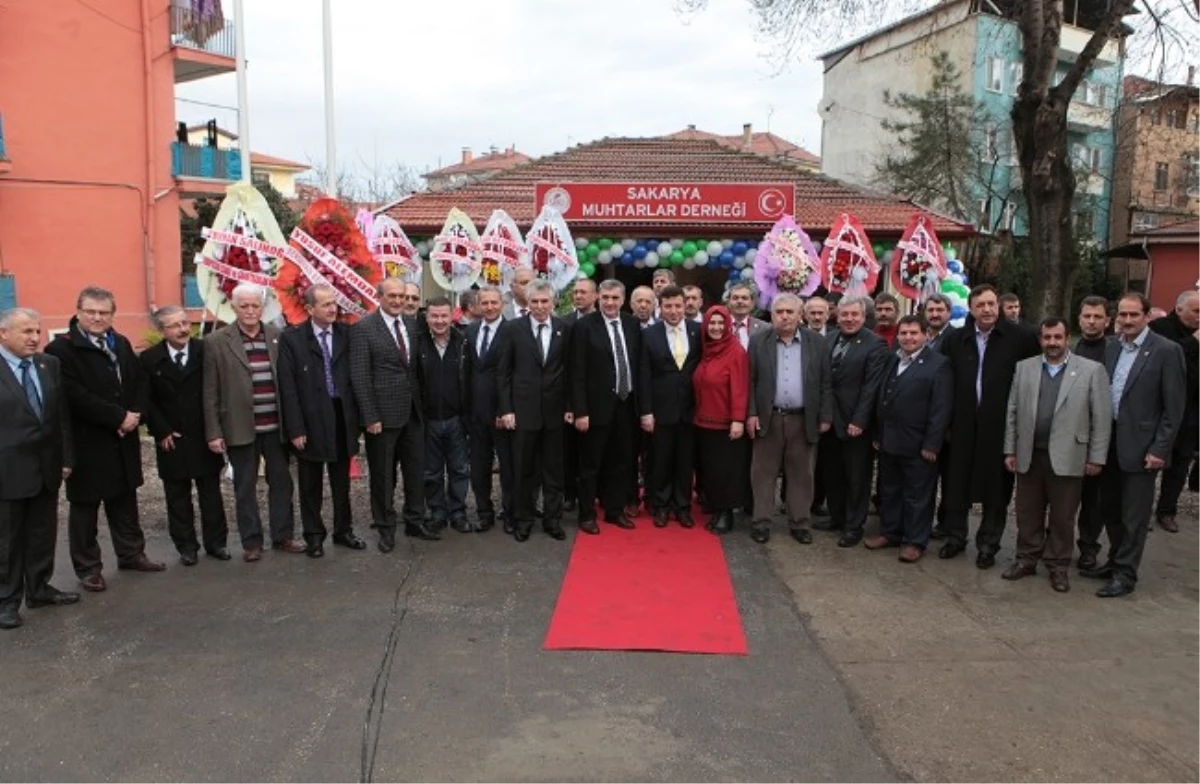 Muhtarlar Derneği Hizmet Binası Açıldı