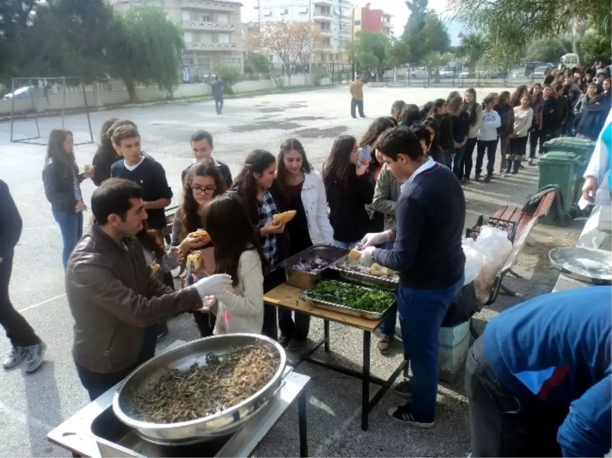 Söke Sağlık Meslek Lisesinde \'Hamsi\'li Yarı Yıl Vedası