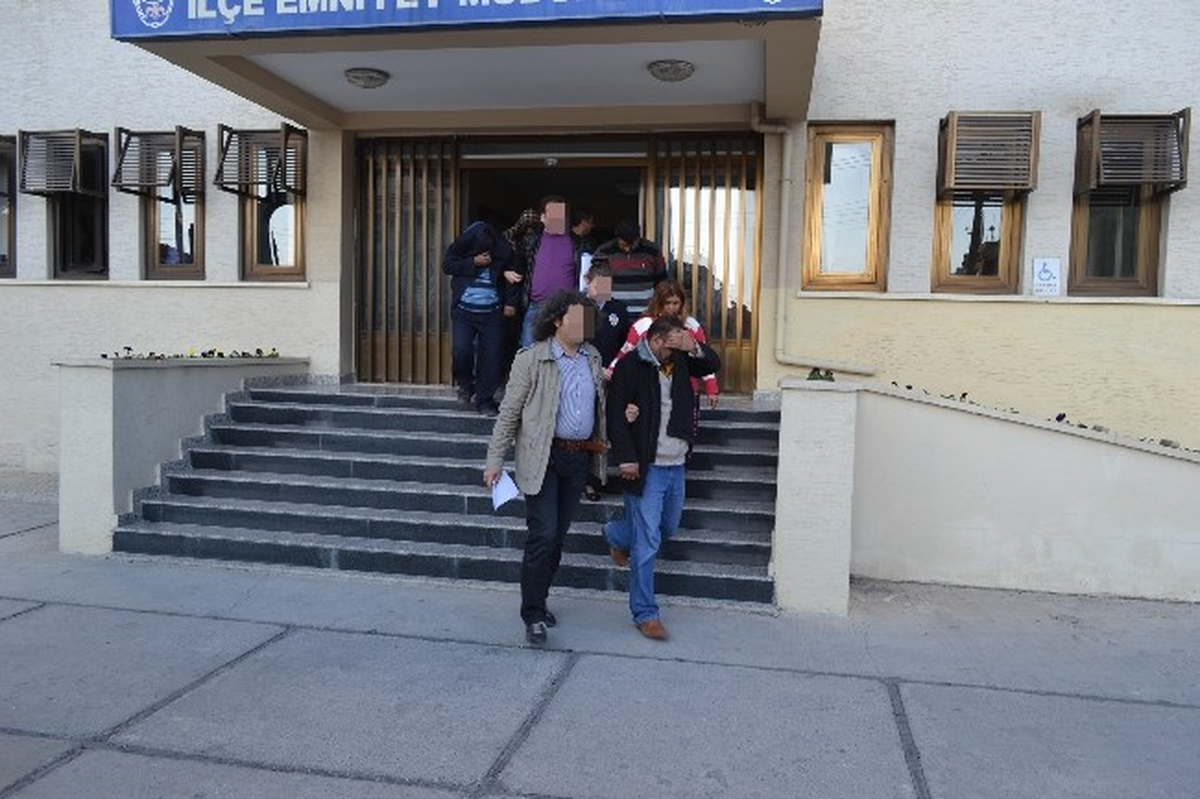Tarsus\'ta 10 Kilo Esrar Ele Geçirildi