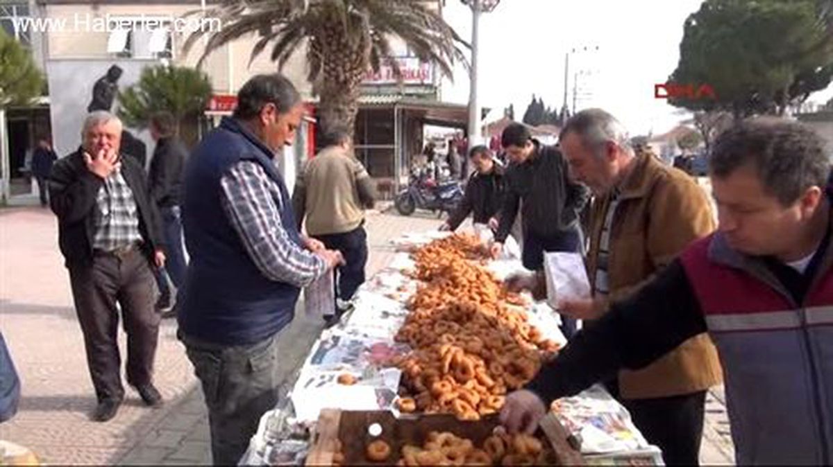 Manisa\'da 3 Bin Kişi Yağmur Duasına Çıktı