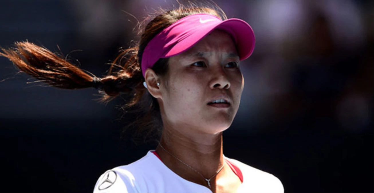 Avustralya Açık\'ın Şampiyonu Çinli Raket Li Na