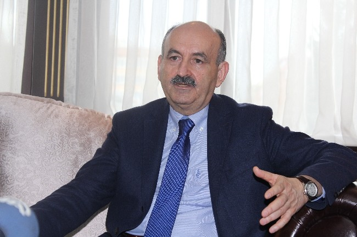 Bakan Müezzinoğlu Kocaeli Valiliği\'ni Ziyaret Etti