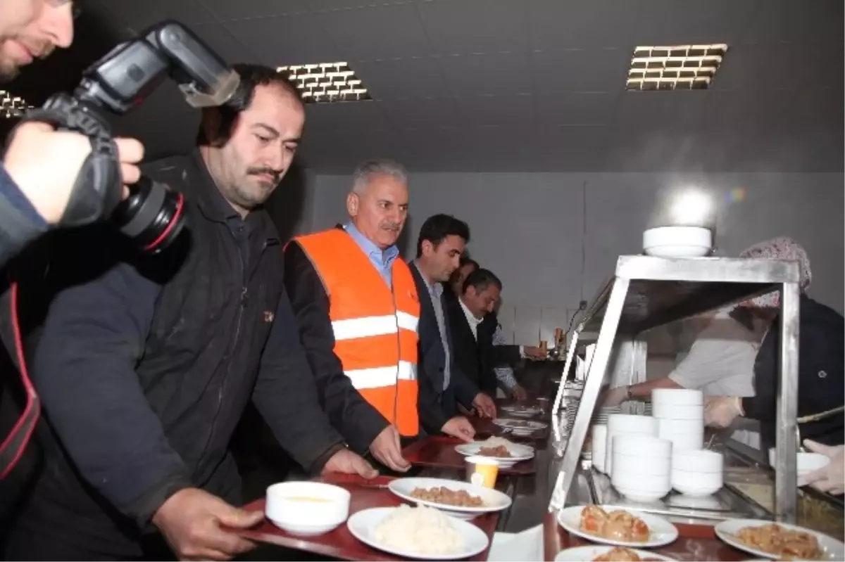 Binali Yıldırım Şoför Oldu, Vekil Muavinlik Yaptı