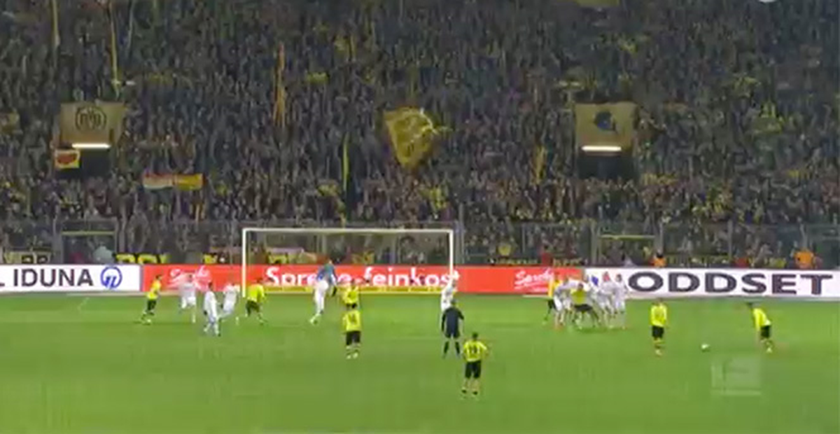 Nuri Şahin, Augsburg Maçında Frikikten Gol Attı