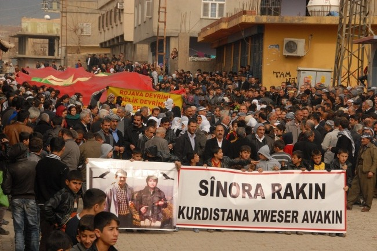 Silopi\'de Yürüyüş Sonrası Olaylar Çıktı