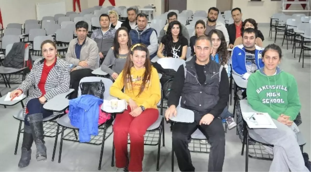 Adana\'da Badminton Hakem Kursuna 30 Kişi Katıldı