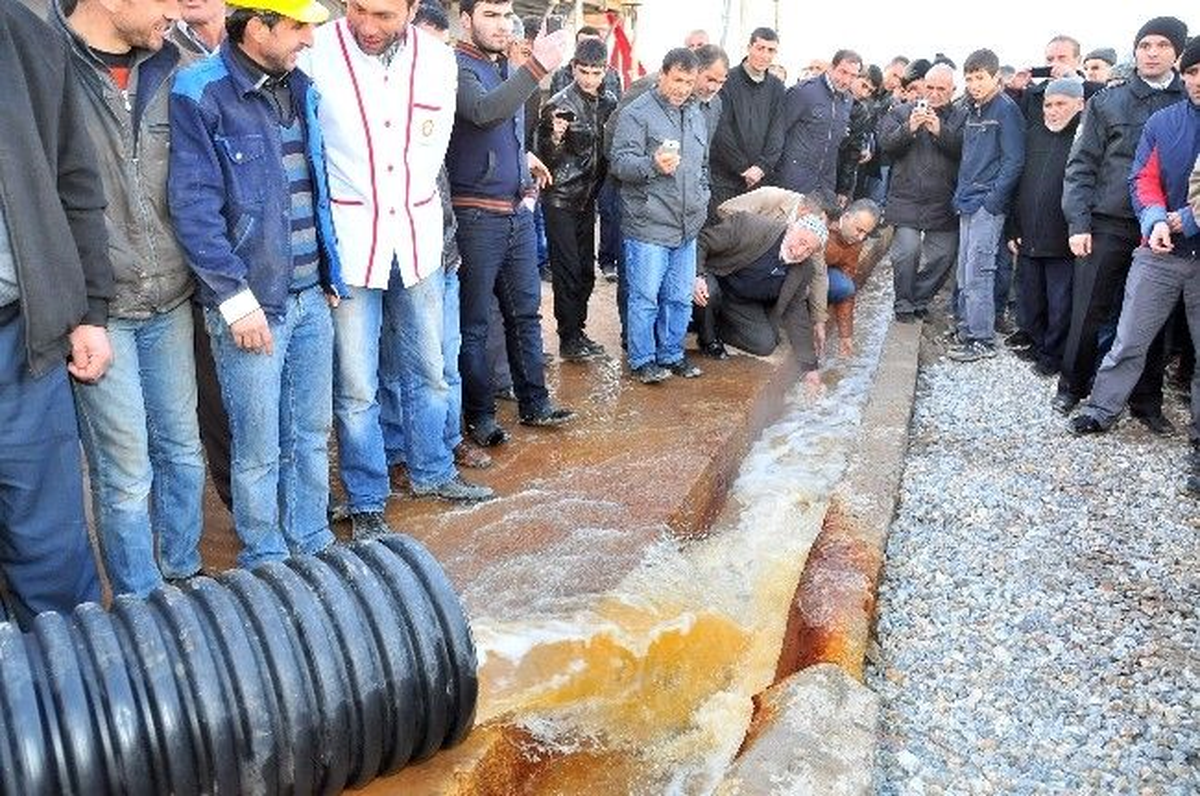 Akşehir\'de Jeotermal Su İçin Tören Yapıldı