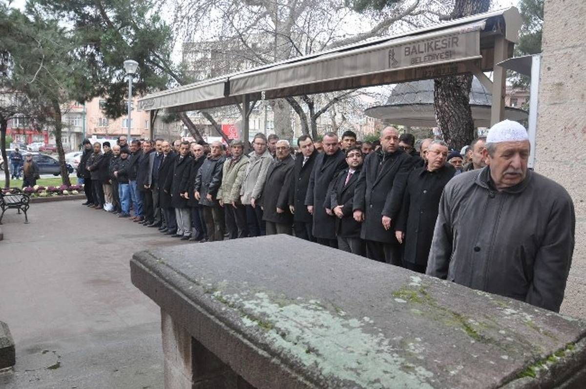 Cengiz Akyıldız İçin Gıyabi Cenaze Namazı Kılındı
