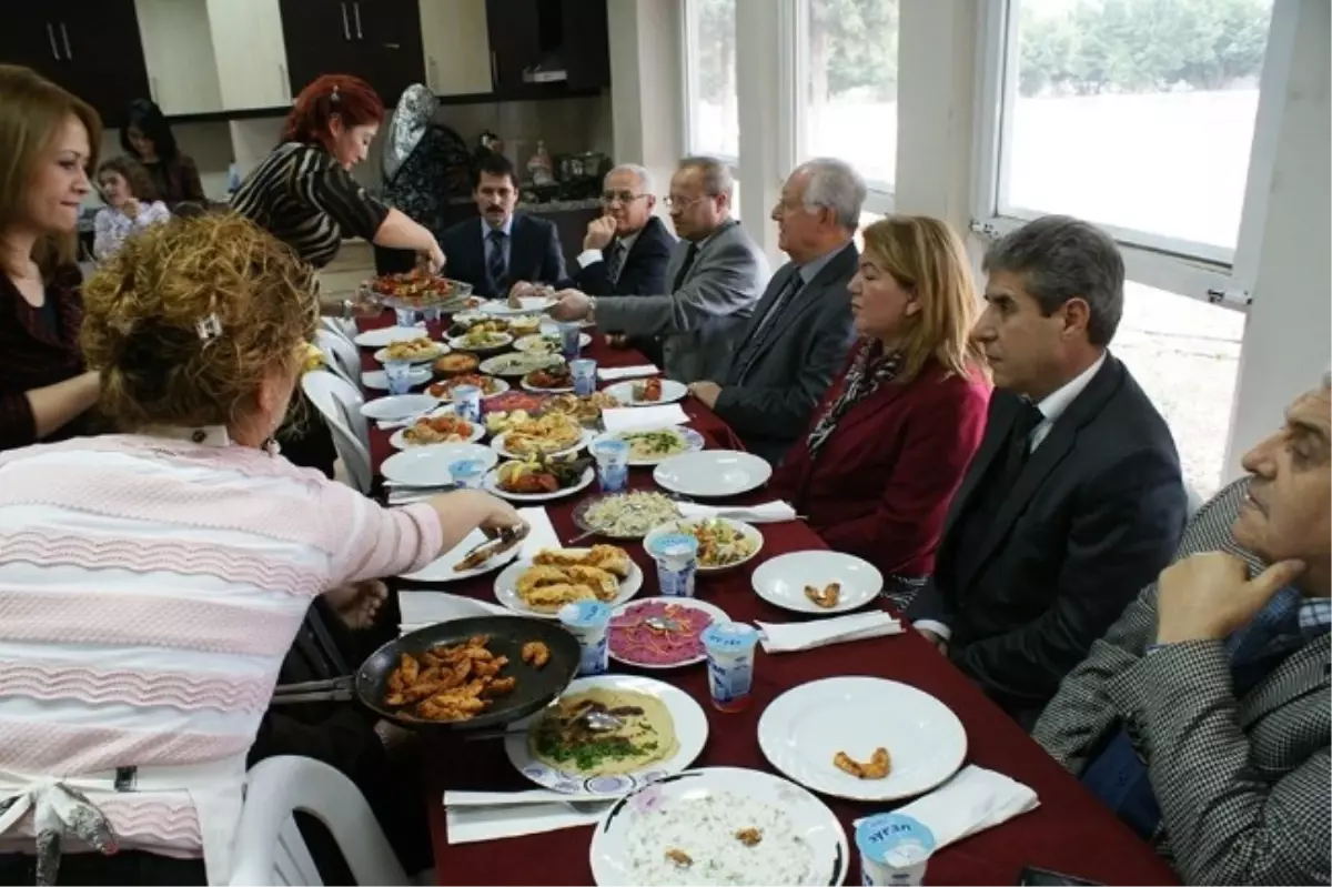 Başkan Yıldırım Kursiyerlerle Buluştu