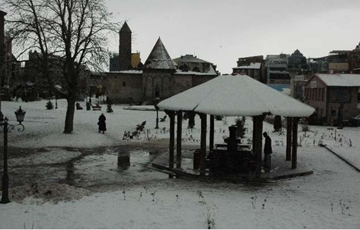 Doğu Buz Kesti, Yaşam Zorlaştı