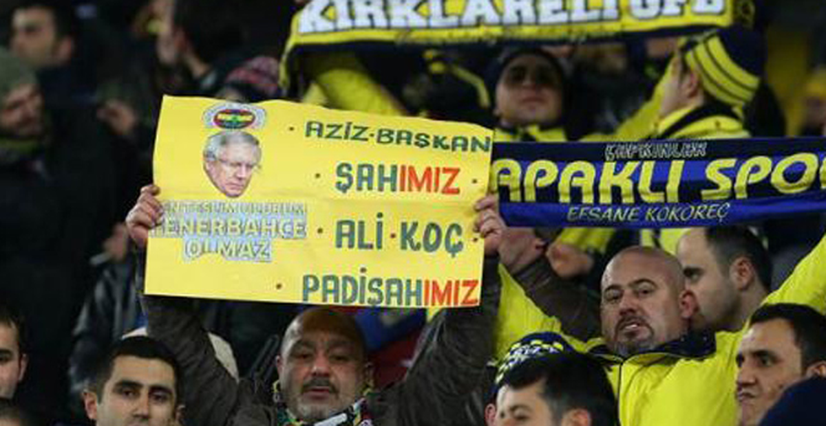 Fenerbahçe Tribünlerinde Dikkat Çeken Pankartlar