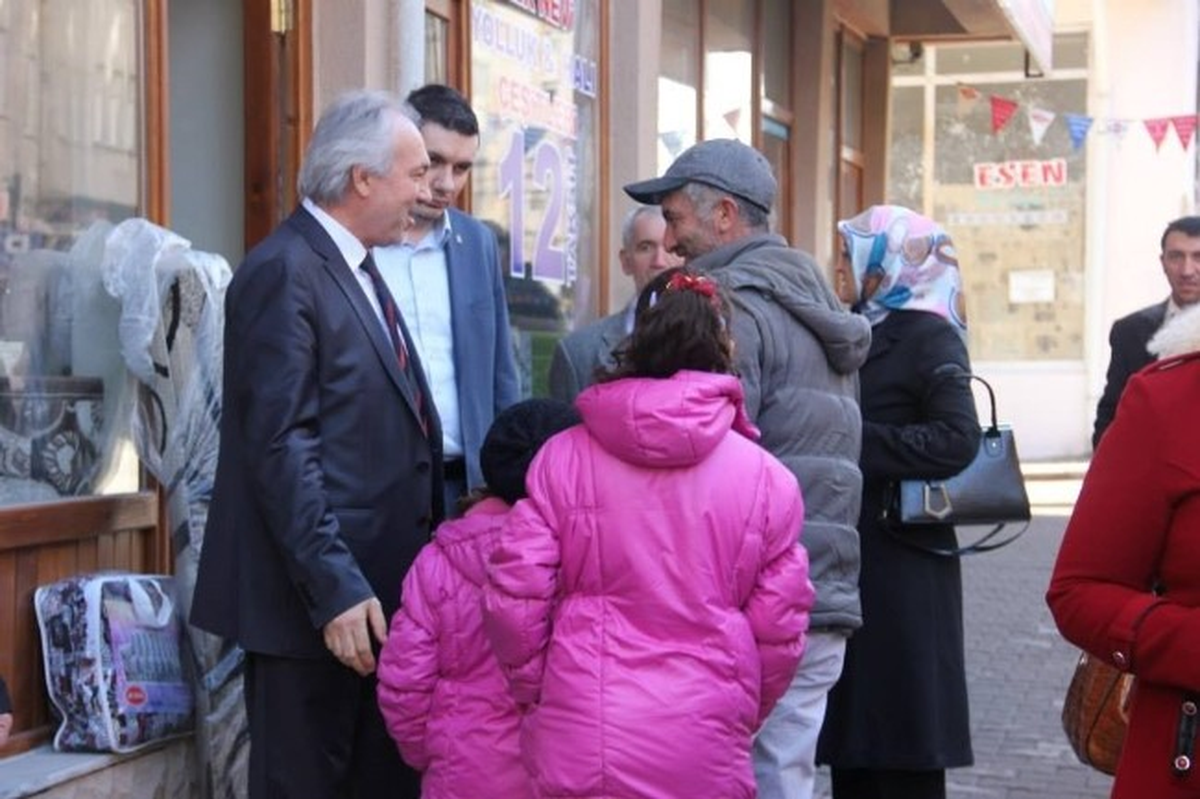 Kamil Saraçoğlu: "Halkımız, Oynanan Oyunların Farkında"