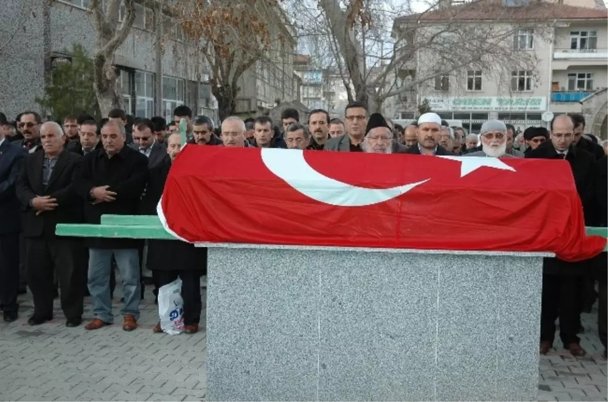 MHP\'li Akyıldız İçin Karaman\'da Gıyabi Cenaze Namazı Kılındı