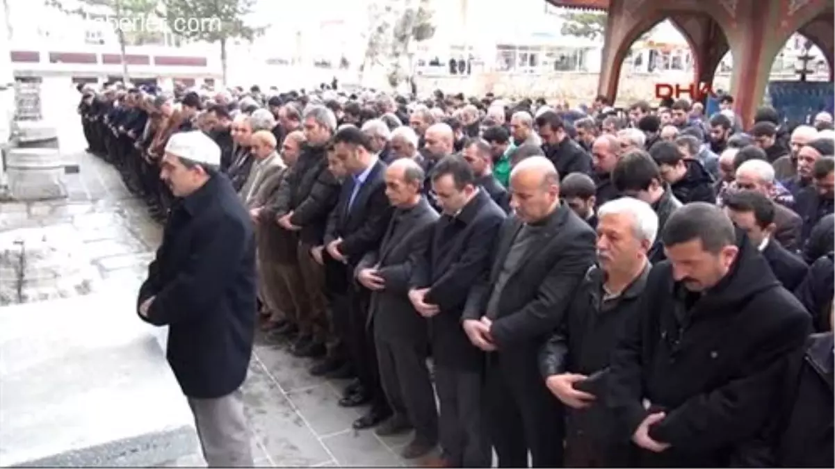 Tokat Müftülüğü, Gıyabı Cenaze Namazı İçin İmam Vermedi