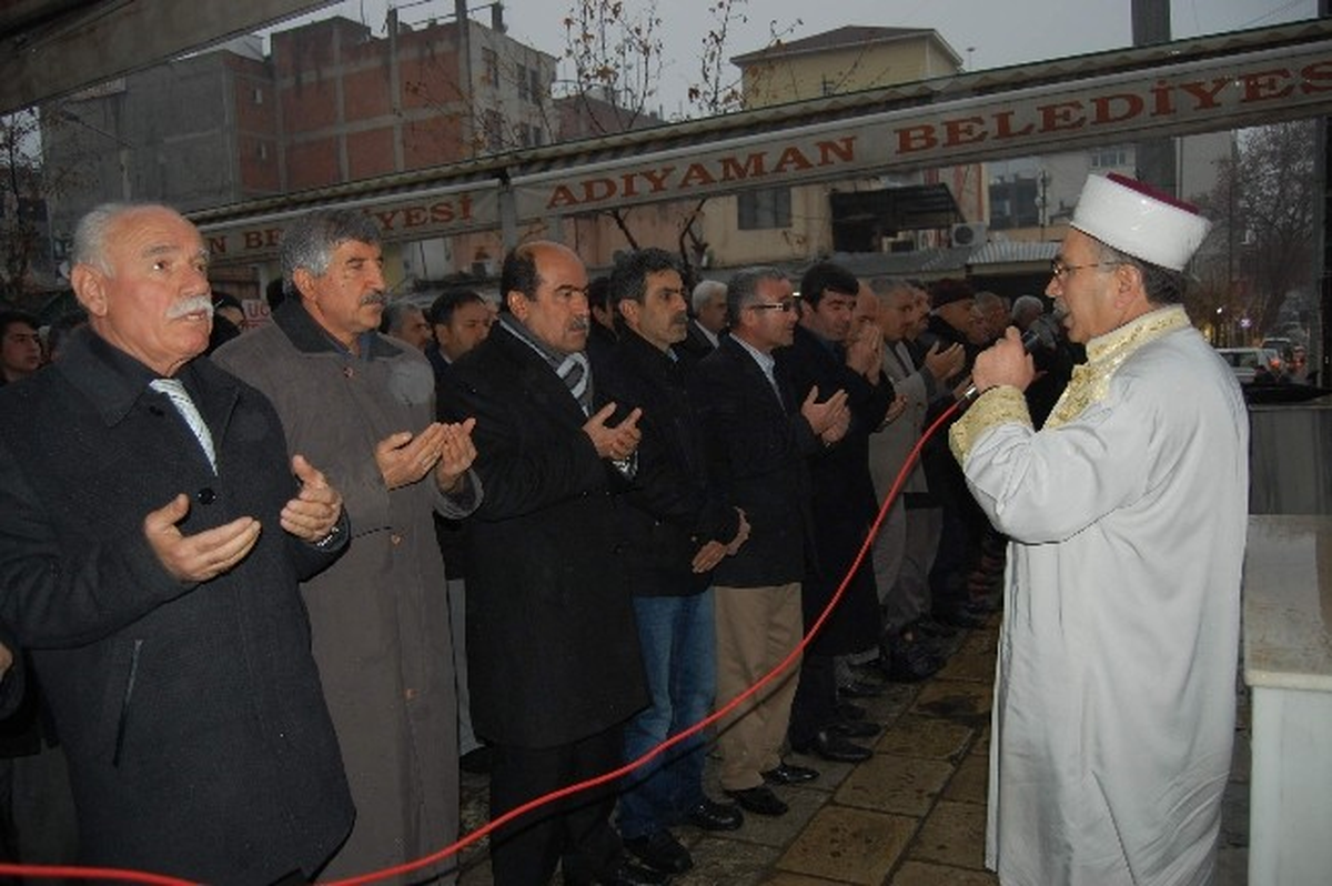 Ülkü Ocakları\'ndan Esenyurt Saldırısına Tepki Yürüyüşü