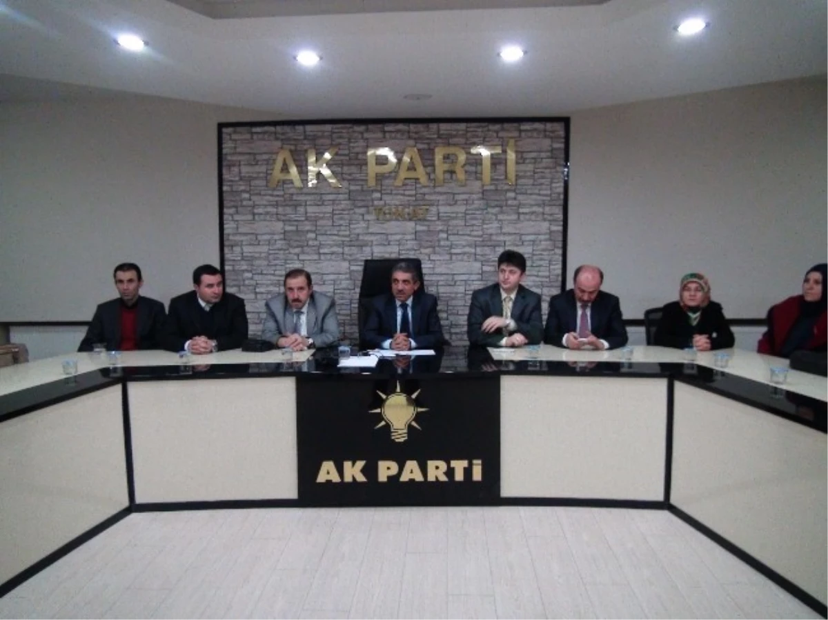 AK Parti\'li İlçe Başkan Adayları 4 Gün İçinde Açıklanacak