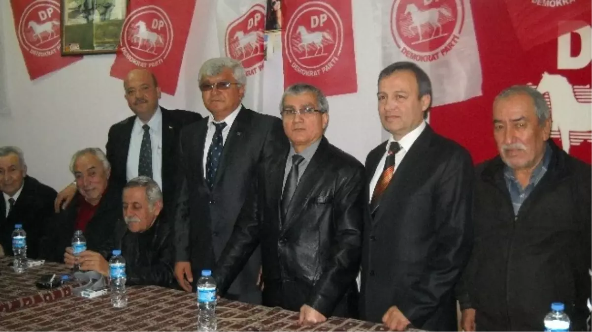 Alaşehir Demokrat Parti Adayı Şemi Akdoğan Oldu