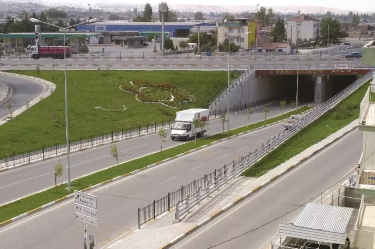 Başkan Zolan, "Köprülü Kavşaklar Diğer İllere Örnek Oldu"