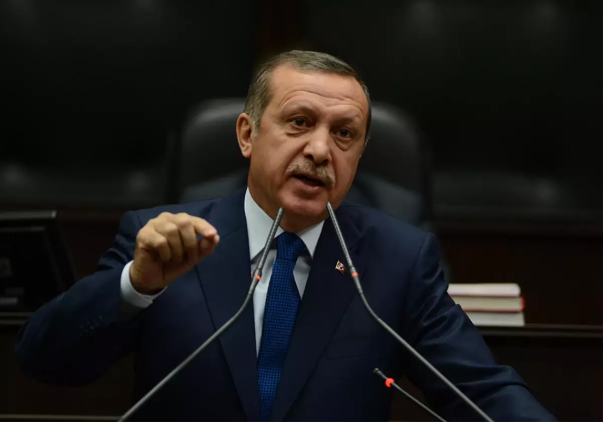 Der Spiegel: Erdoğan Ya İstifa Eder Ya da Ülke Onunla Batar