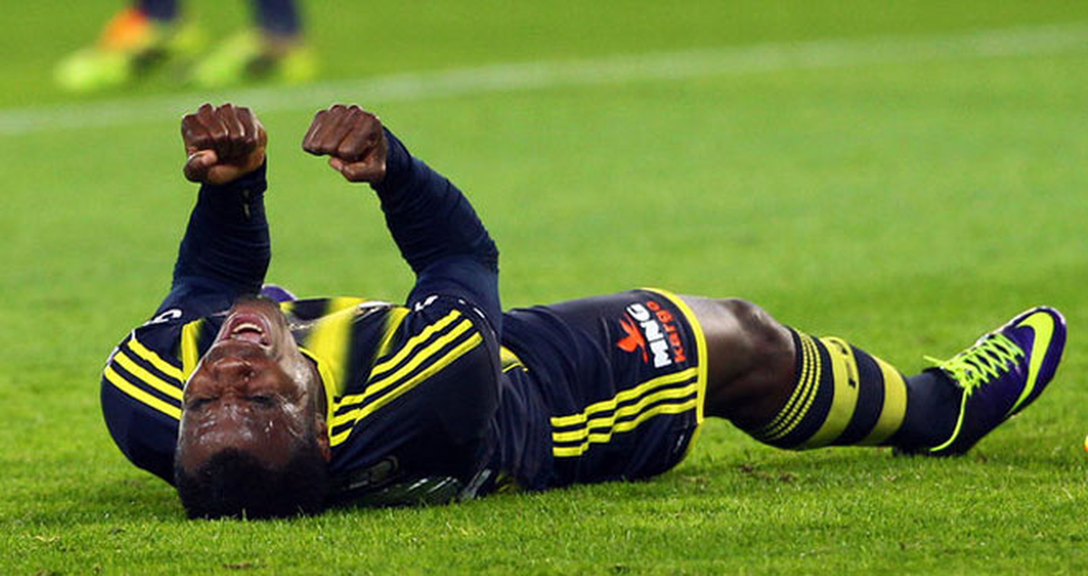 Emenike 3 Hafta Yok