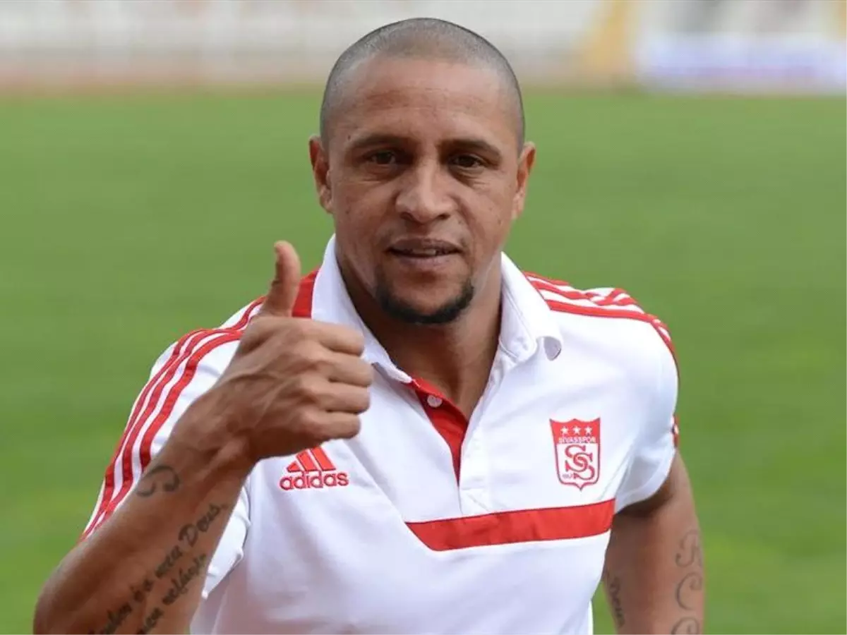 Roberto Carlos\'tan Anelka İddialarına Yanıt