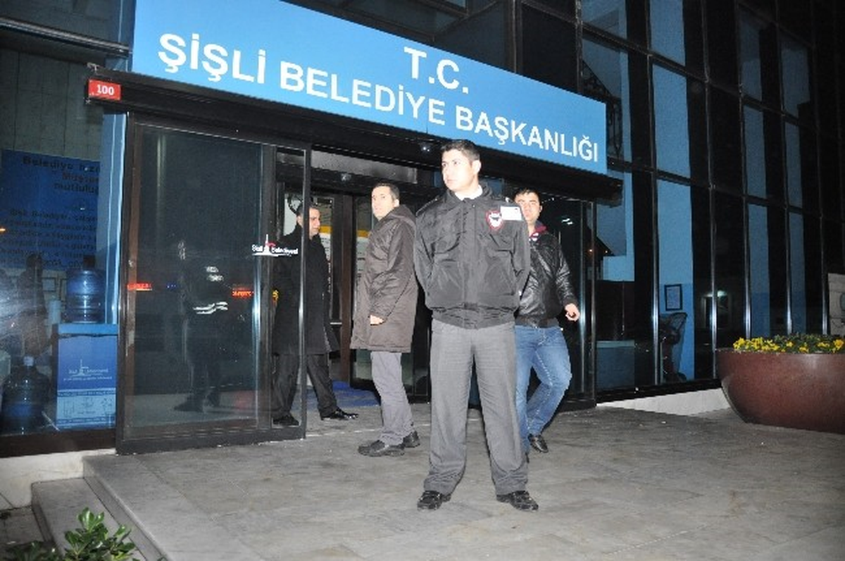 Şişli Belediyesine Silahlı Saldırı İddiası