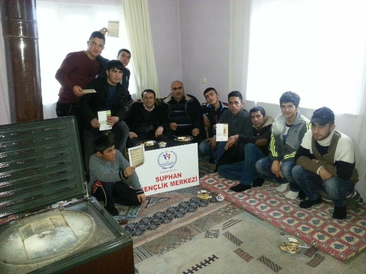 Süphan Gençlik Merkezi\'nden Ev Ziyaretleri