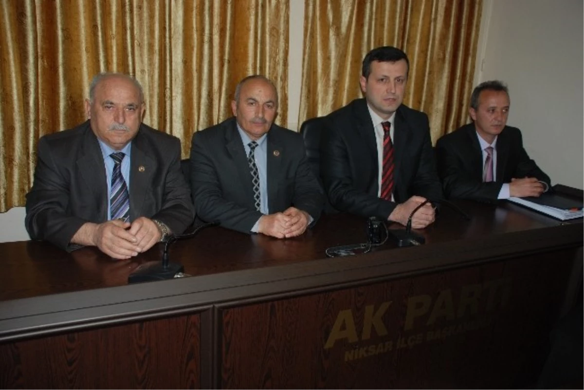 AK Parti Niksar Belde Belediye Başkan Adayları Açıklandı
