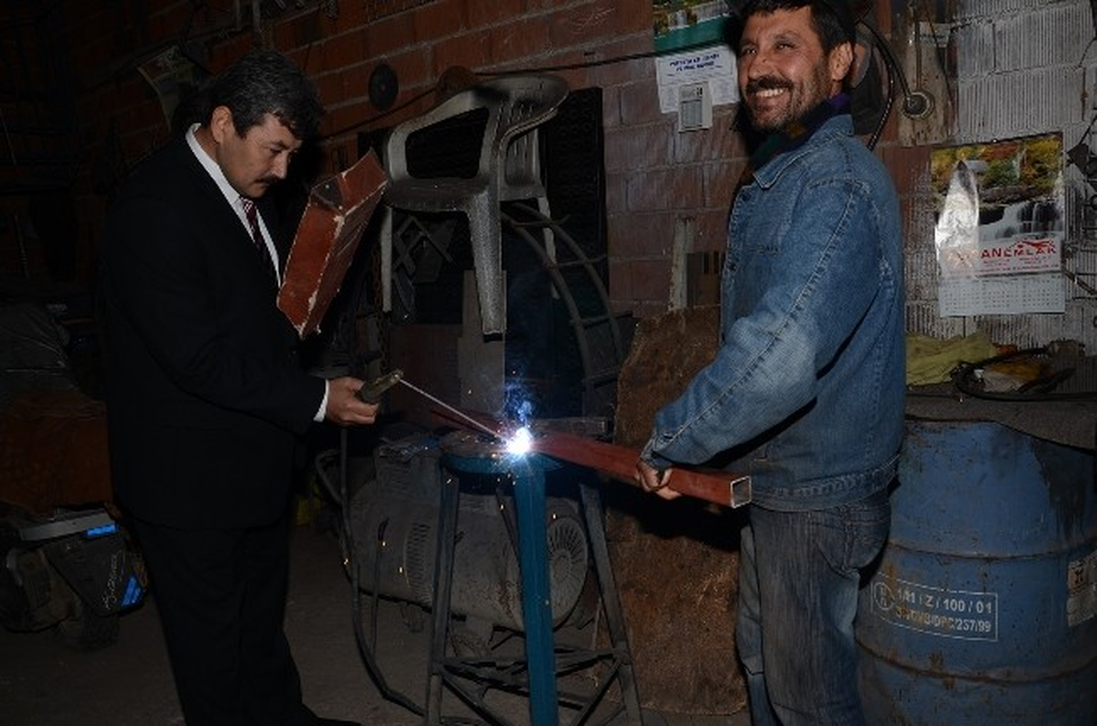 AK Parti\'nin Didim Adayı Döver, 75. Yıl Sanayi Sitesi Esnafıyla Bir Araya Geldi