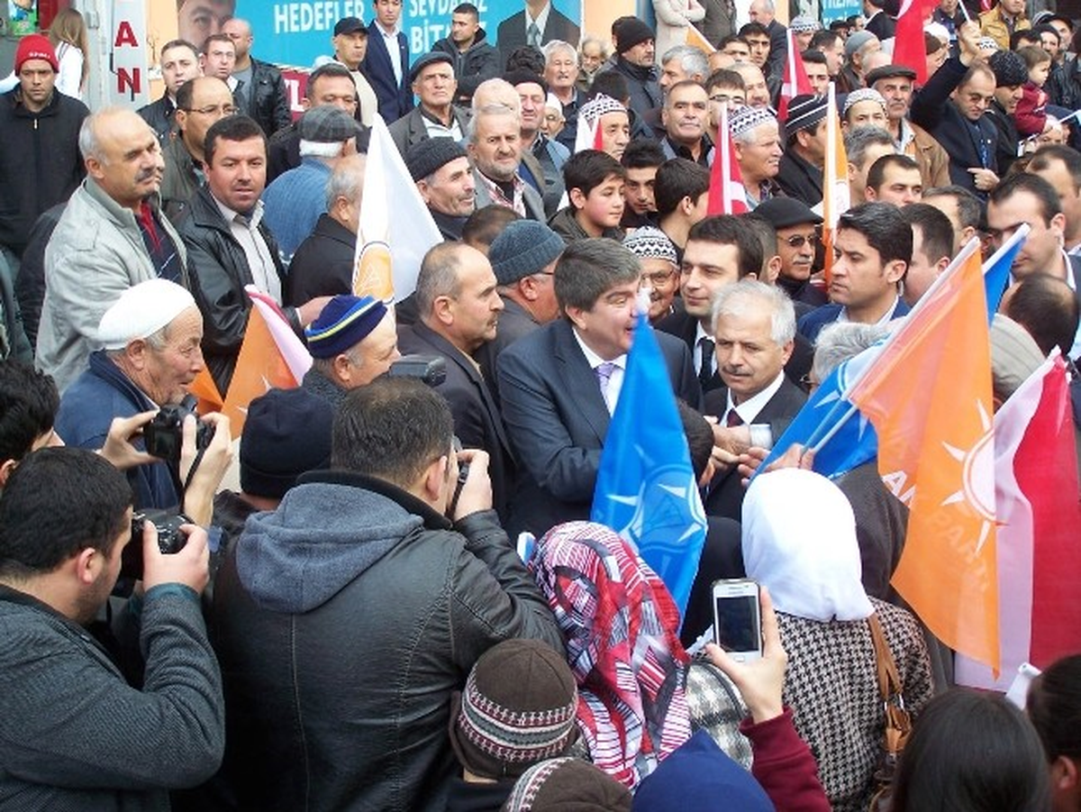 Korkuteli Adayı Akdeniz, Vatandaşlara Hitap Etti