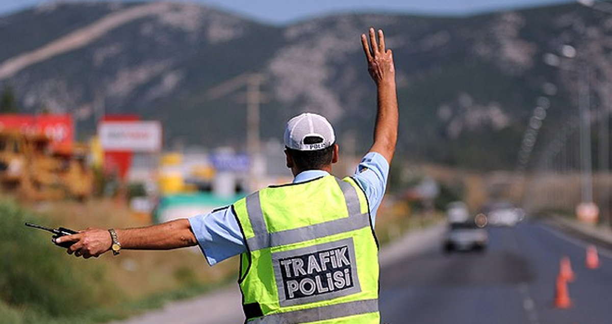 Antalya Emniyeti Geçen Yıl 670 Bin Aracı Denetledi