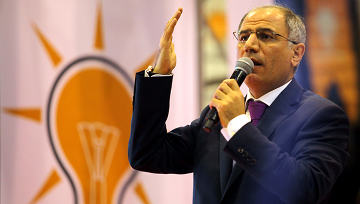 Efkan Âlâ'dan 'Sen Kimsin' Sözlerine Açıklık