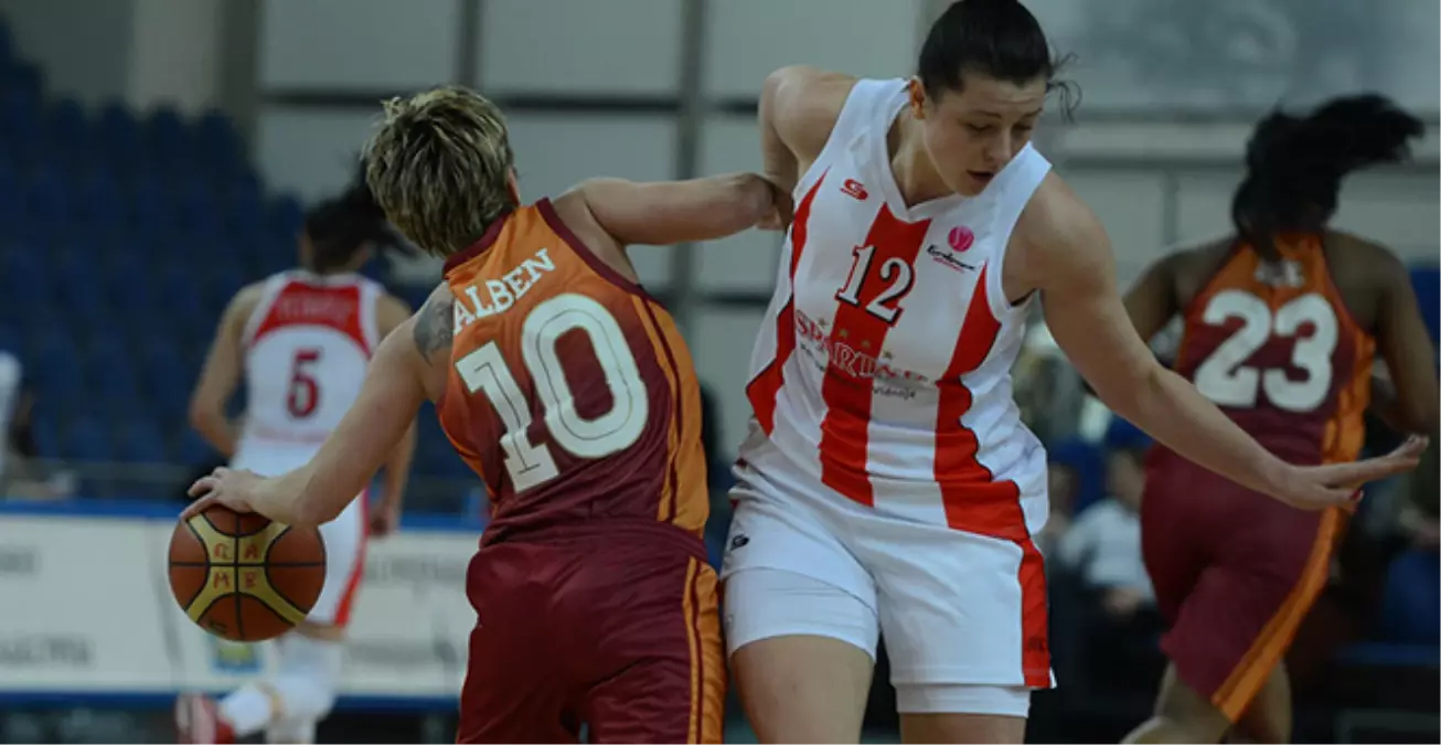 Galatasaray Odeabank, Spartak Moskova\'ya 73-59 Yenildi